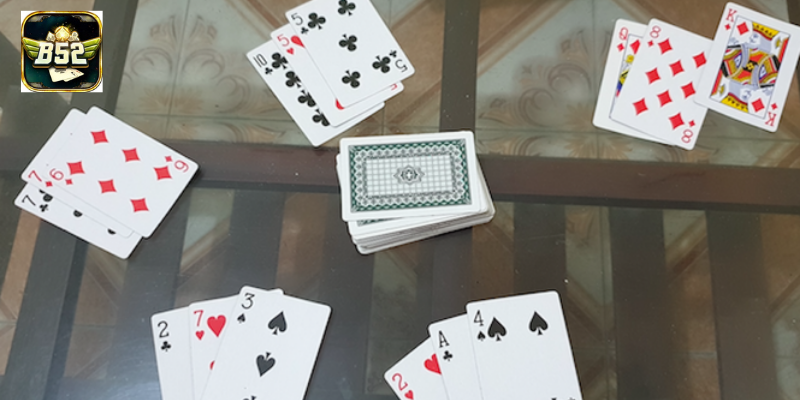 Người chơi tìm hiểu luật liêng trên hệ thống B52